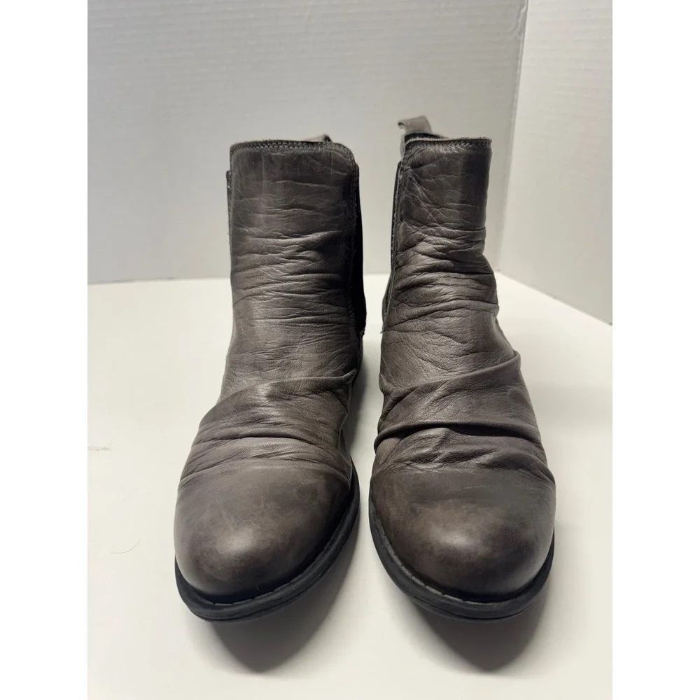 Miz Mooz Lissie Antique Grey Ruched‎ Leather Chelsea Ankle Boots Womens 8.5